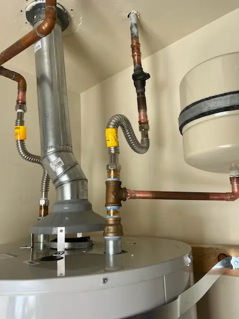 Water heater installation and plumbing repair in Morton